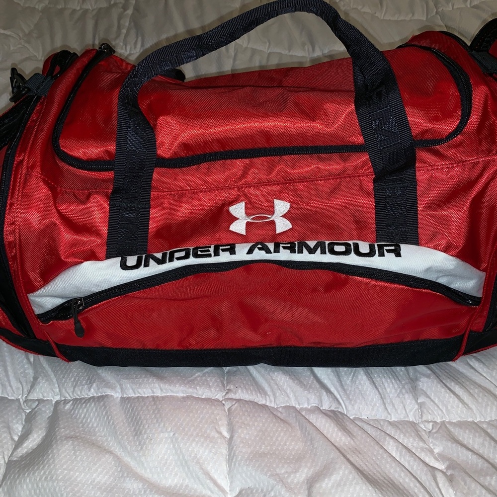 🥎 under armour bag 🥎